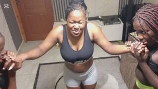 Finger biting between three beautiful girls in their sexy shorts and black sports bras