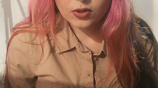 Chainsmoking as i tell you a smoking related storytime