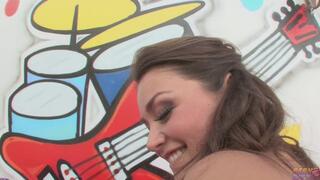 Hotties In Fishnets London Keyes & Allie Haze Get Their Asses And Throats Worshipped