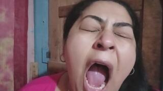 Bostezos lentos y repetidos: relajación fetichista.