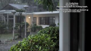 Wet In Rain Fucking Couple V2