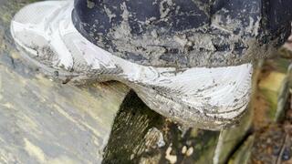 Muddy New Balance 530 Walk