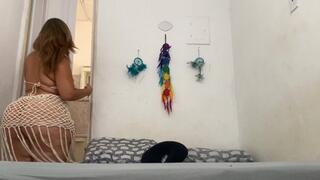 BIG ASS QWEEN FART FOR YOU BY ROSALIA FULL HD