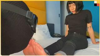 Young Asian Cutie Is Picked Up After School For an Intense Foot Worship & Toe Sucking Session - Foot Worship Vol. 10