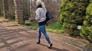 my High Heel is too big and i losing my shoe HD mp4 1920x1080