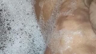 Tempest smoking in bubble bath