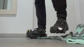 Cruel Salomon Cross Pro Spike Rip apart Socks and (redacted) of a fan