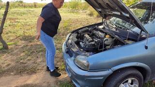 Trying to start my car by pumping the pedals to the floor (1)