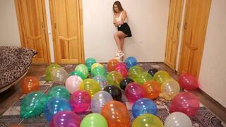 Emma mass popping in white sandals **4K**