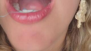 A Tiny Man in the String X The Giant (VORE VIDEO)