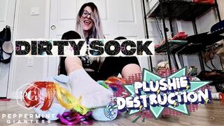 6’7 Giantess in Dirty Socks Slowly Destroys Huge Plushie to Pieces – Size 16 Destruction