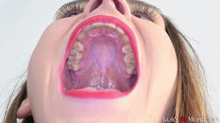 Big Mouth Beauty Adele Unicorn: Tongue Swirling, Uvula Close-Up, Shiny Amalgam Fillings Fetish (4K resolution)