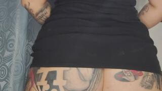 My ass twerks so hard and lets out wet, vibrating farts