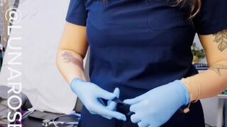SCRUB UP WITH ME watch Luna try on different scrub uniforms with gloves and accessories! And then with the last set I decide to slowly pull down my scrub bottoms and butthole wink for you and then pleasure my hair pussy with a cum count down!