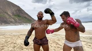 #121. Socos na barriga homem de 110 kg contra homem de 83 kilos com muitos socos de luva de boxe e sem luvas pancadas na barriga