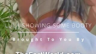 Lula Big Booty Bare Assin' It!