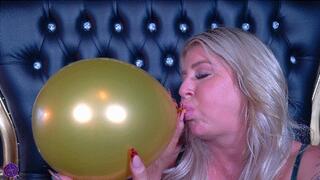 Lolly Dames Debut Balloon Popping SFW 4K