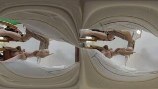 3DVR180 LILI YANYAN POV squashed shoes to imprison dwarves