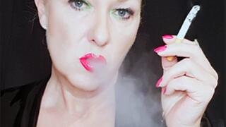 SmokerQueenJoan takes deep divine pulls on her Marlboro Red 100 in chain*human ashtray fantasy*corset*vinyl*glossy red lips