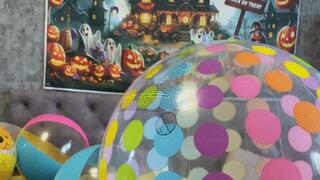 sexy play with beachballs