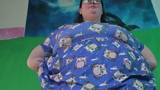 SSBBW GIANTESS STRIPS AND TELLS YOU WHAT YOU WANT TO HEAR