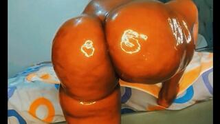 bbw oiled ass spread and standing twerk