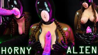 Alien Rubberdoll in Heat