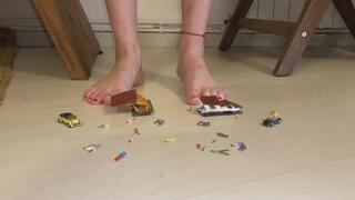 Giantess is barefoot crushing your whole city!