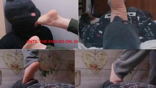 20 MINUTES SAMANTHA 41 SIZE FOOT DESTROY THE THROAT OF MY SLAVE IN DIFFERENT POSITION