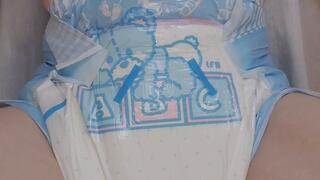 Wetting LittleForBig diaper in chair