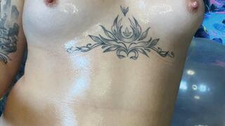 Valeri in oil b2p big burgundy