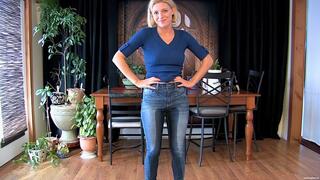 Bursting In Jeans (2K upscaled) - Niki Lee Young