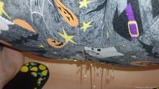 Leggings Wetting Compilation HD