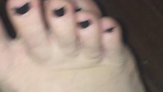 MSN THE ZONE STAIR SITTING *MSN THE ZONE DISCONNECT ROOM NOISE*