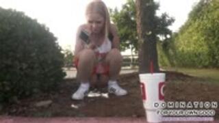 Hooters Girl pees in the parking lot at work (WMV 720p)