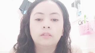 smoking marlboro white topless and wet (CLOSE UP VS)