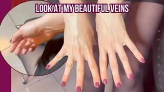 Cleo Domina - Look at my beautiful veins