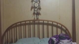 Wifey rubbing her clit