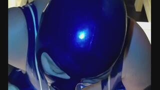 Sauna POV Seduction: Blue Latex Mask in the Steam