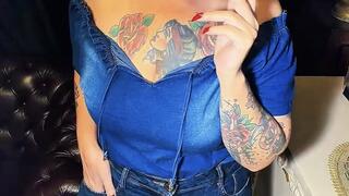 Crush - Stepmother smoking in jeans, high heels and a ponytail - Dunhill Menthol 100