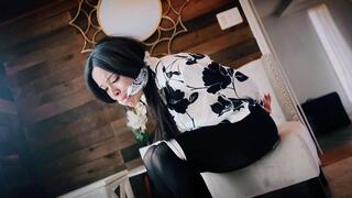 Secretarial Secrets - Jasmin Jai