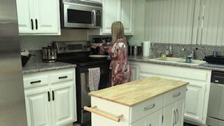 Quinn Waters - Stepson Dominates His Hot, Blonde Stepmom In Kitchen 4k