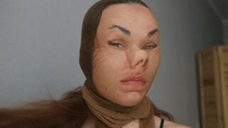 Lovely pinching nose