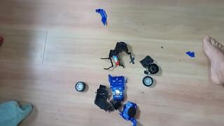 100kg, 220lbs trampling and crushing toy jeep