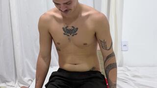 MASTER P LEG CHOKE AND SITTING DOM