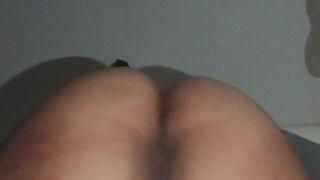 Adora mi culo, besa mi culo