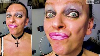 Sandra Jayde 04-01-24 Mes expressions faciales avec un maquillage vulgaire, mon gros cul et mes gros seins