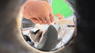 8K VR 360 YIDE ANNA MARTINA stinky feet POV crushes little Jamie