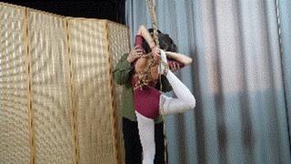 xr36-Girl in dance costume is bondaged