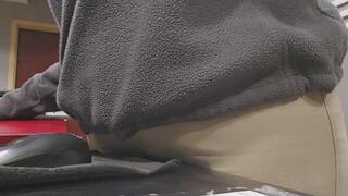 MizzErotique Stealth hunching in public at work